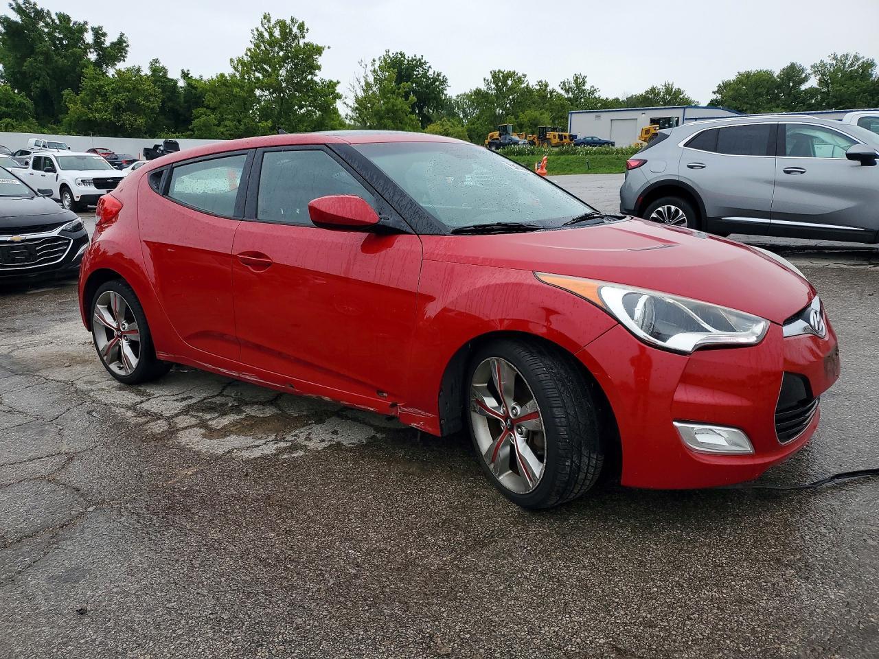 2013 Hyundai Veloster Base - zdjęcie 4