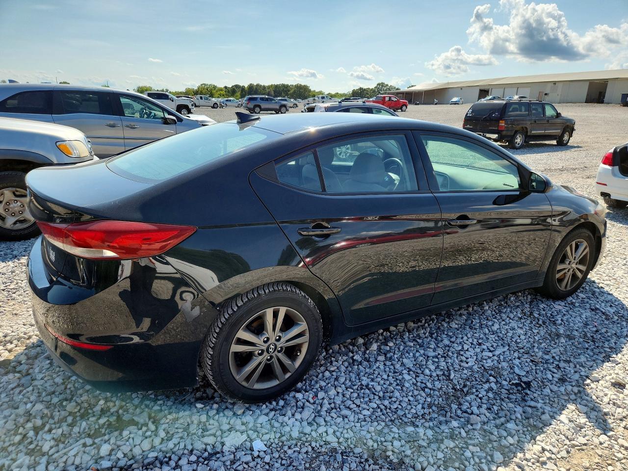 2018 Hyundai Elantra Sel - zdjęcie 3