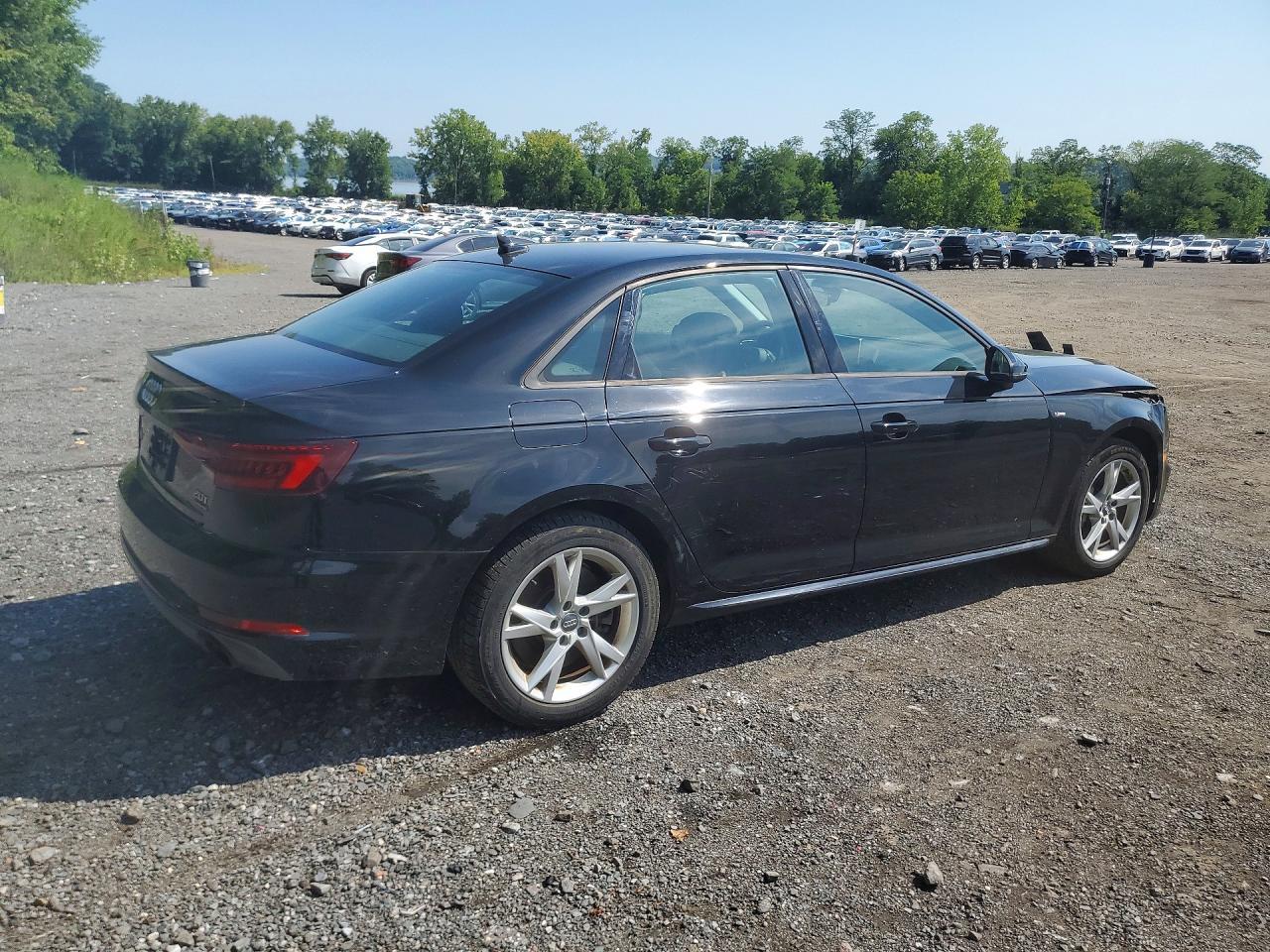 2018 Audi A4 Premium - zdjęcie 3