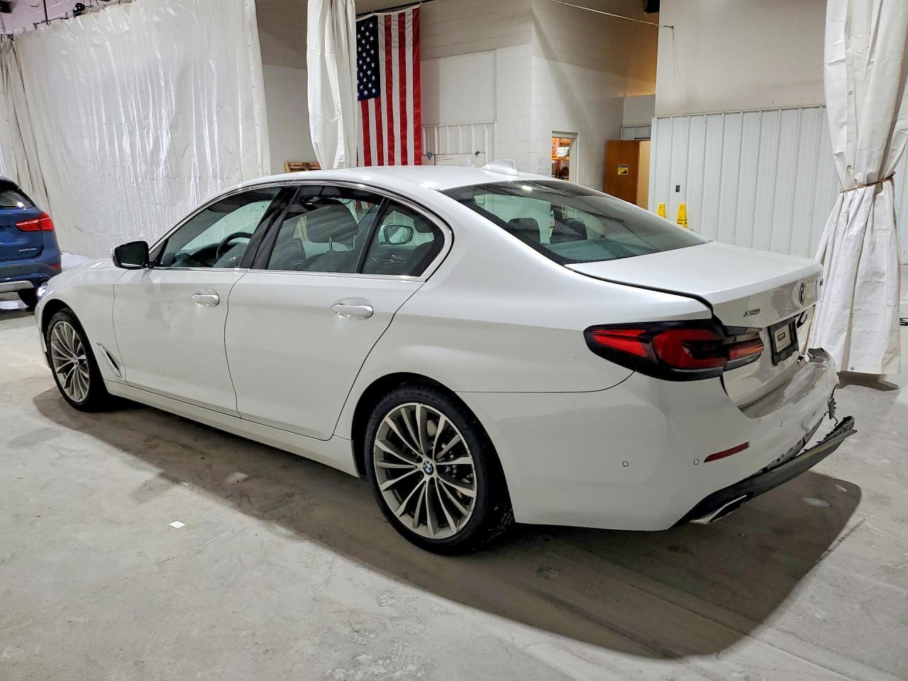 2023 BMW Seria 5 540i - zdjęcie 2