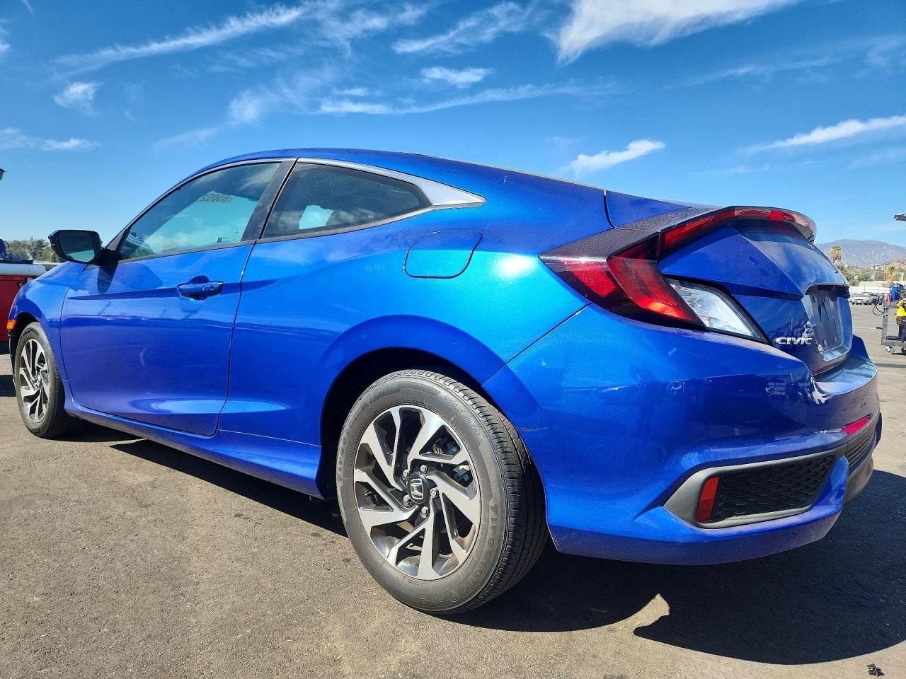 2017 Honda Civic Lx - zdjęcie 2