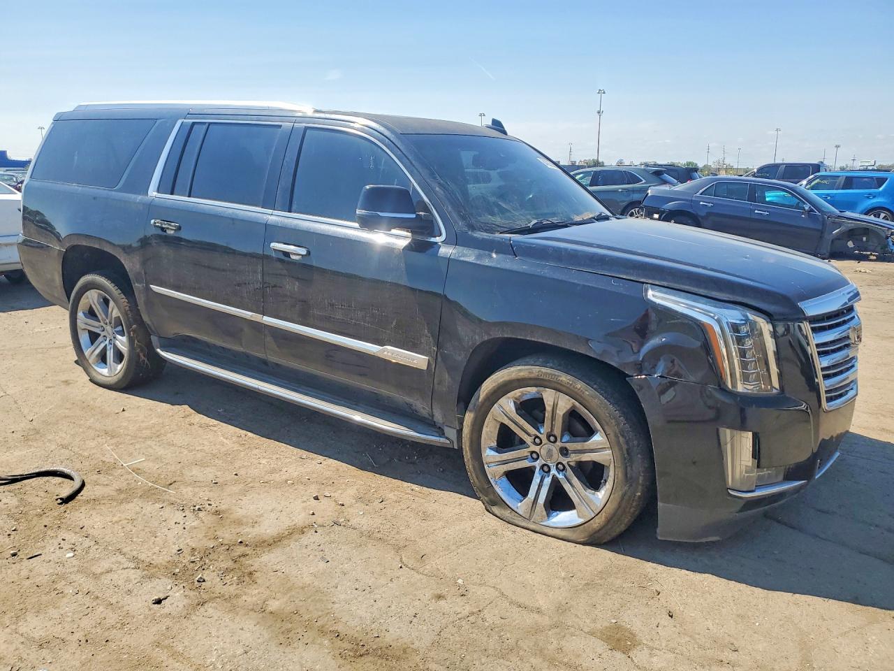 2016 Cadillac Escalade Esv Luxury - zdjęcie 4