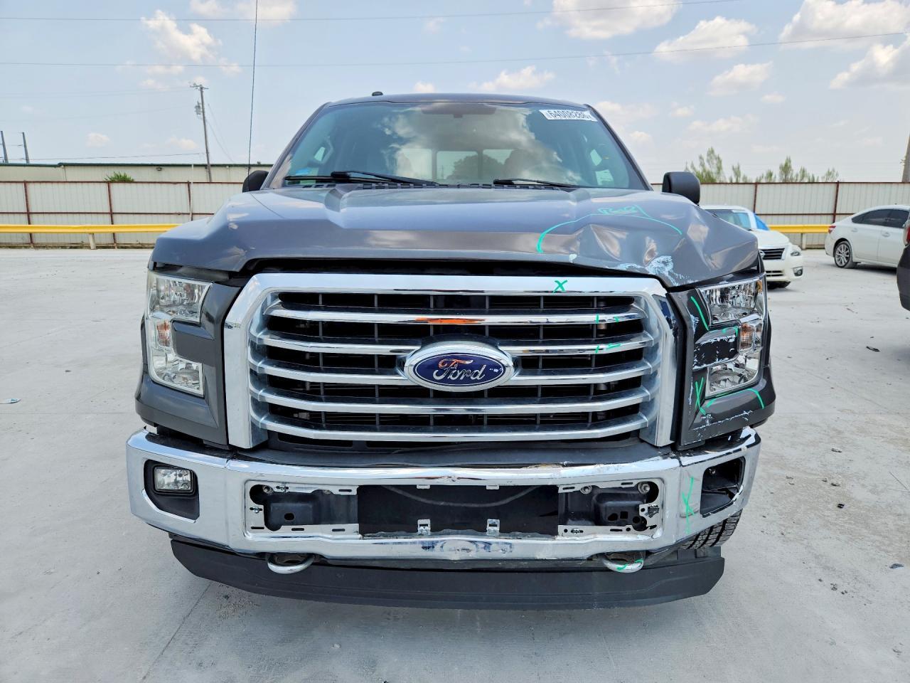 2016 Ford F150 Supercrew - zdjęcie 5