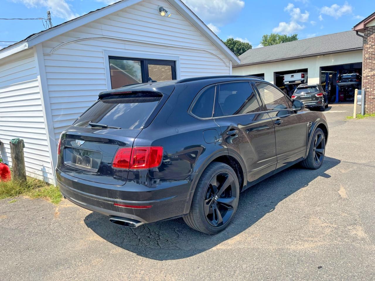 2017 Bentley Bentayga - zdjęcie 3