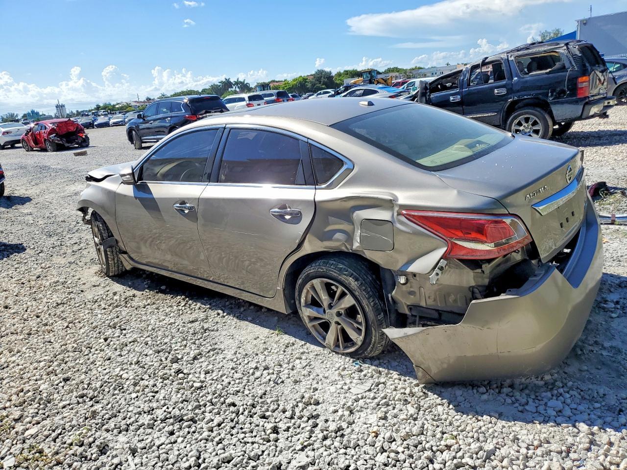 2013 Nissan Altima 2.5 - zdjęcie 2