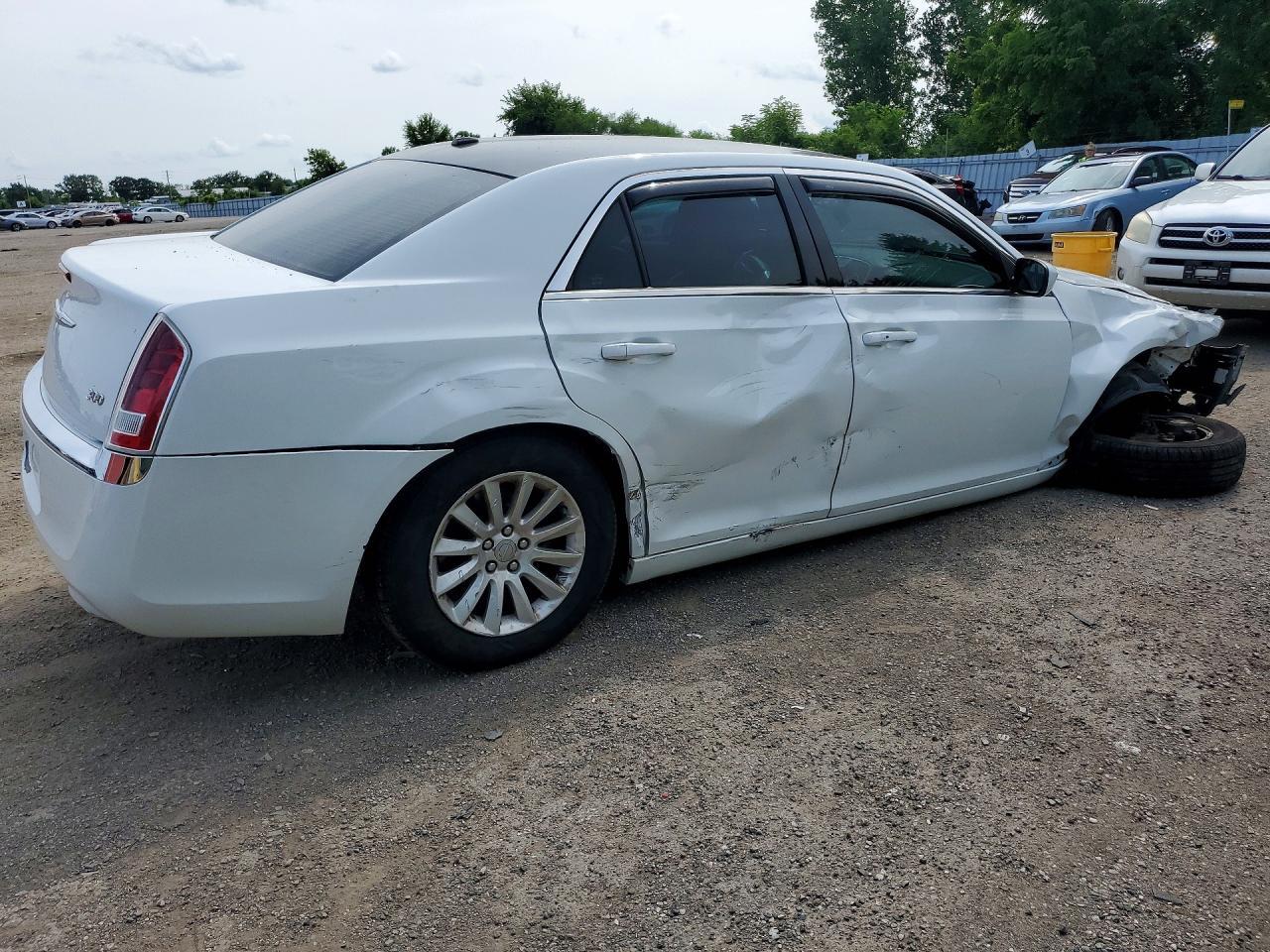 2014 Chrysler 300 - zdjęcie 3
