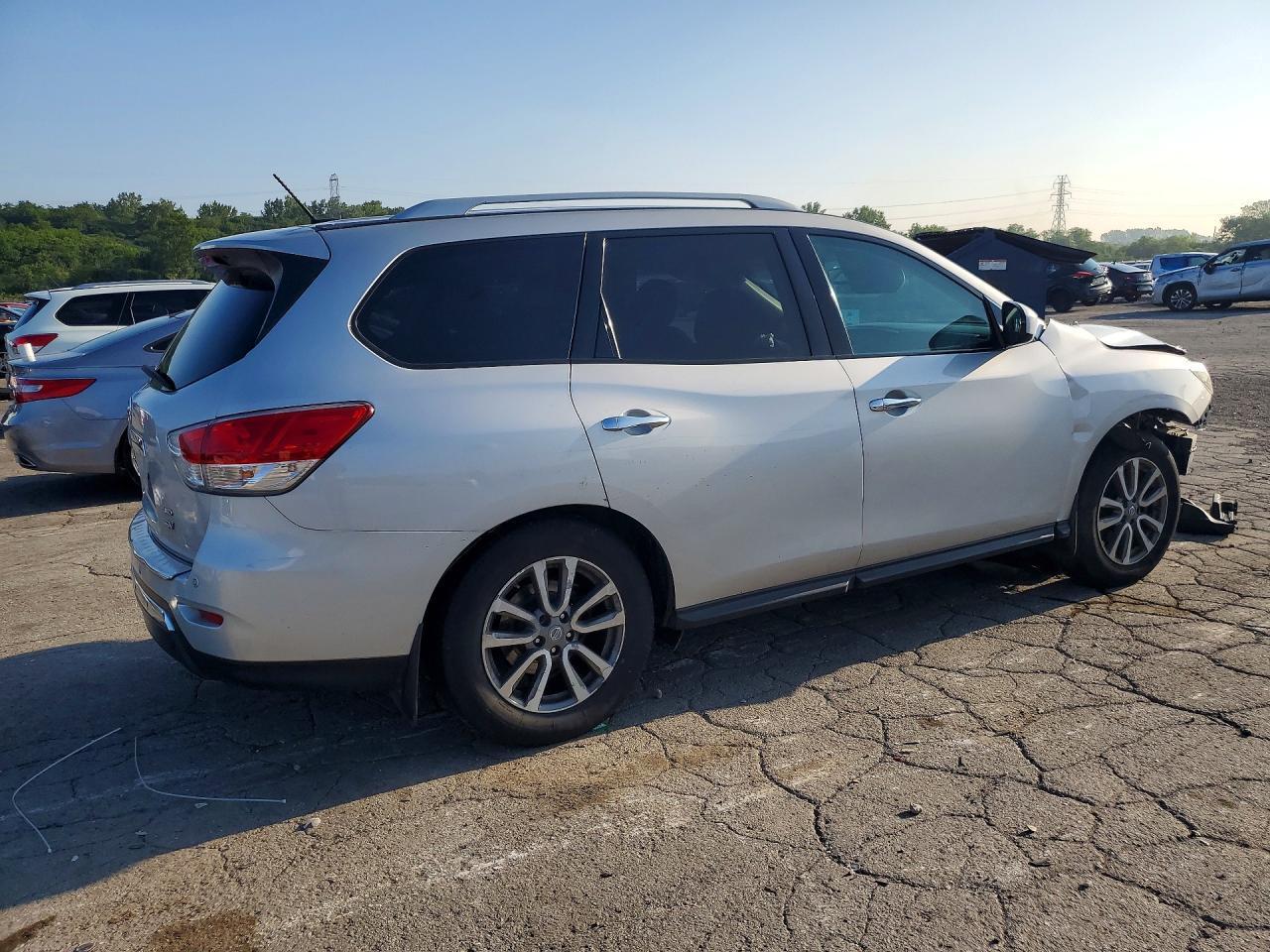 2015 Nissan Pathfinder Sv - zdjęcie 3