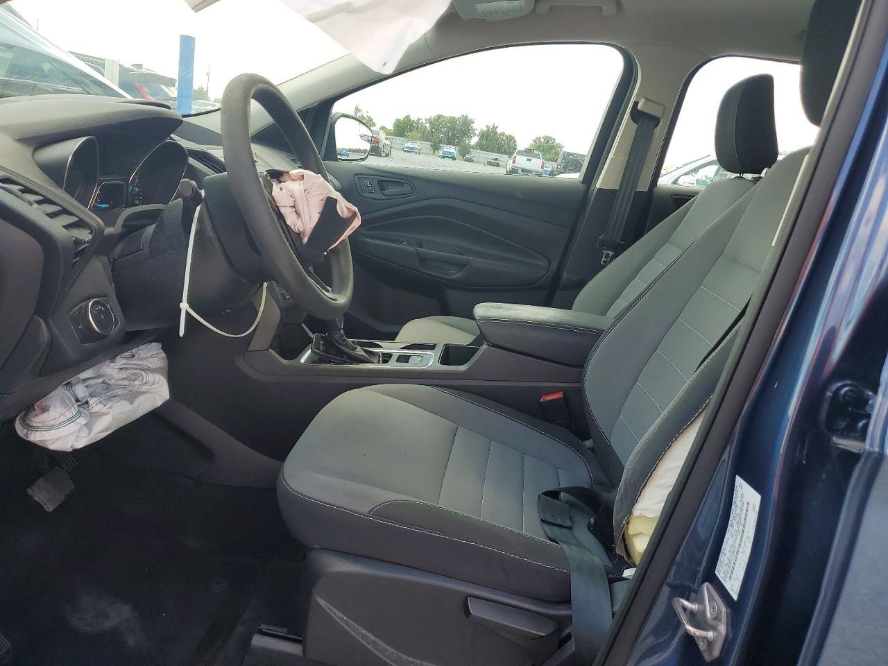 2018 Ford Escape S - zdjęcie 7