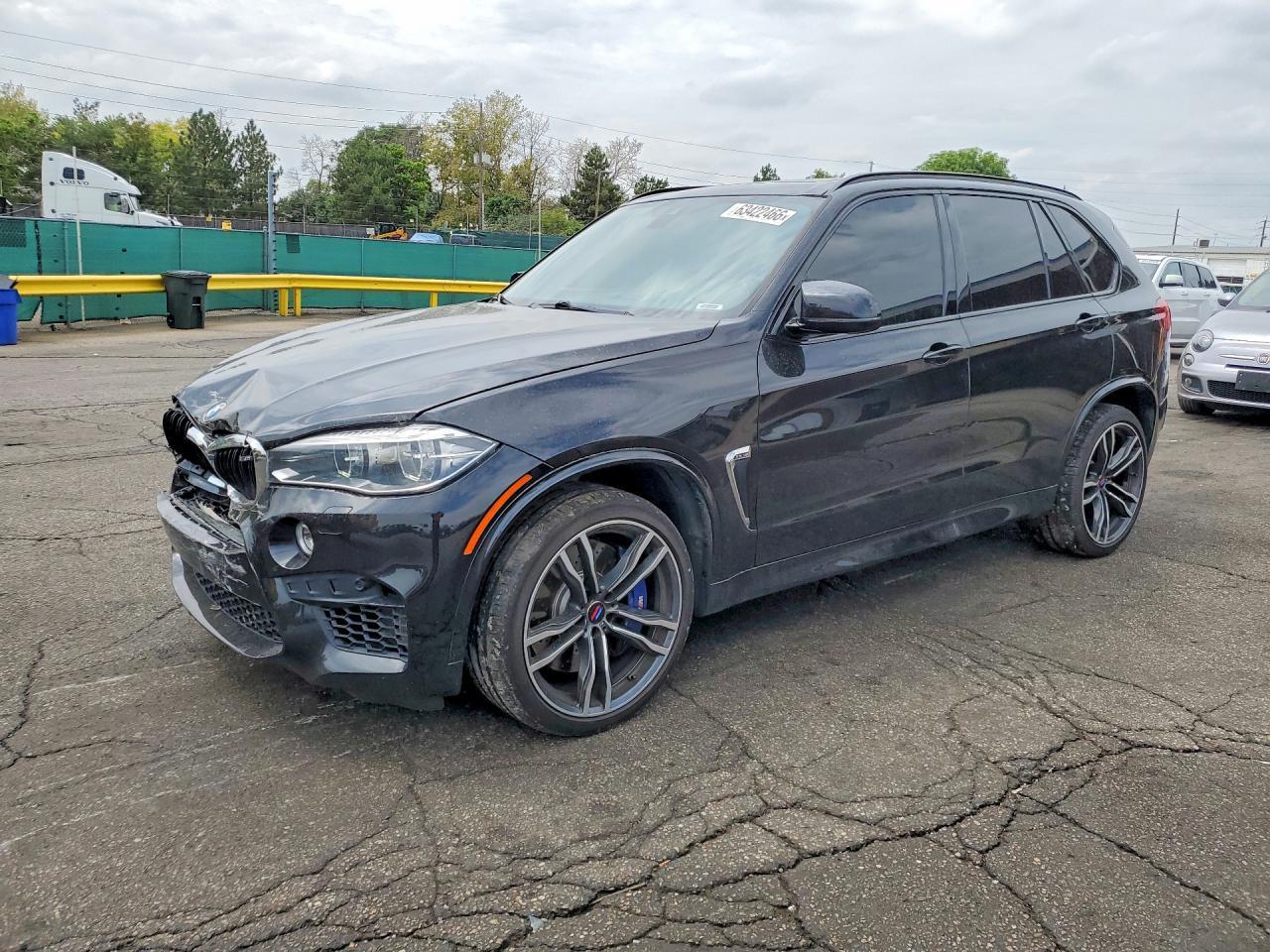 2017 BMW X5 M - zdjęcie główne