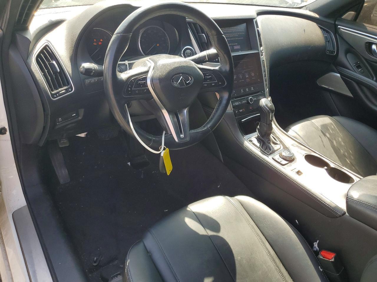 2018 Infiniti Q60 3.0T Luxe - zdjęcie 8