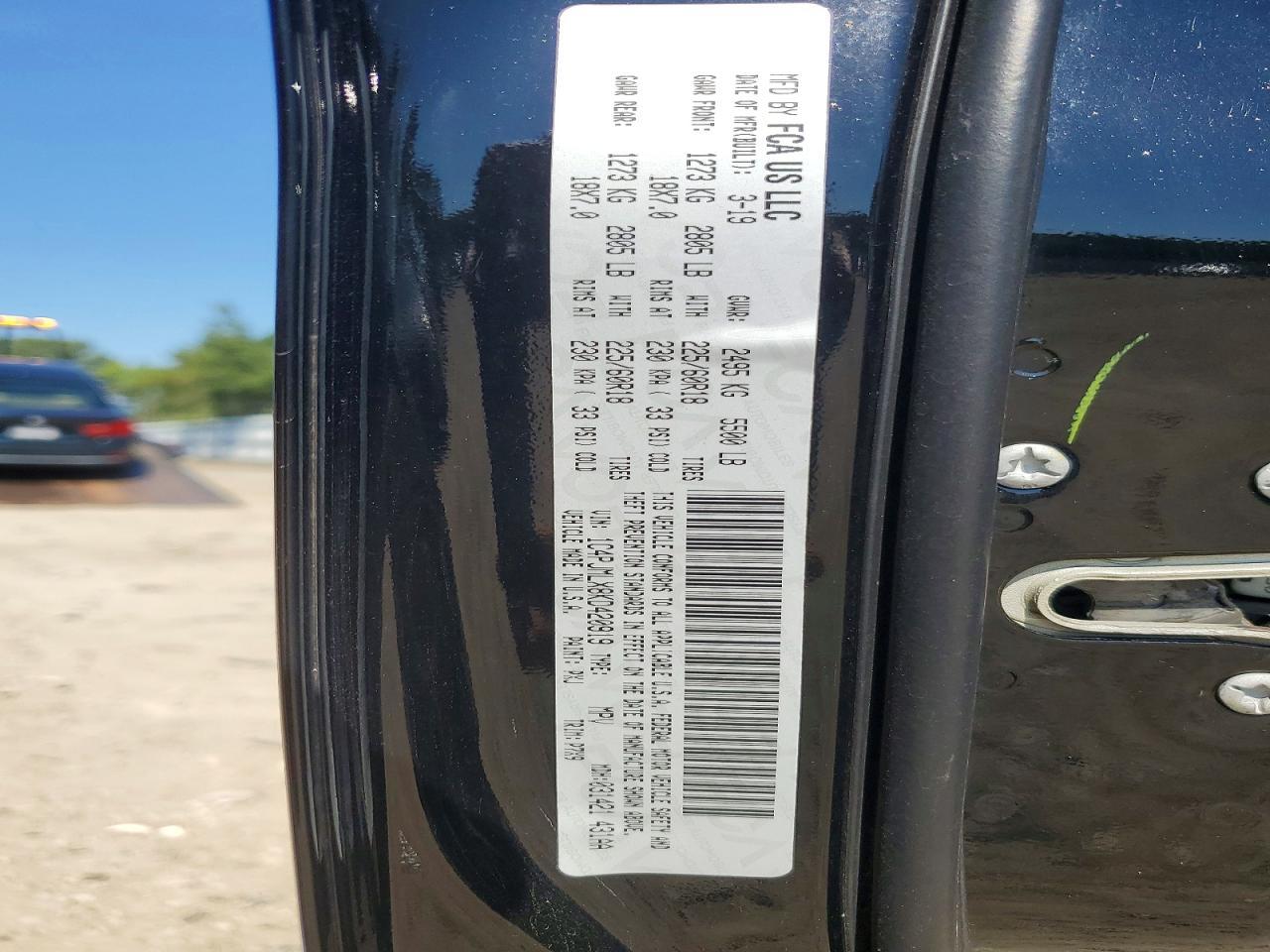 2019 Jeep Cherokee Latitude Plus - zdjęcie 13