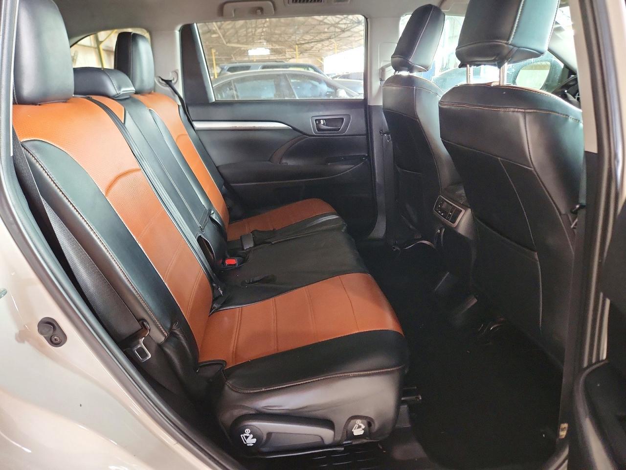2019 Toyota Highlander Le - zdjęcie 11