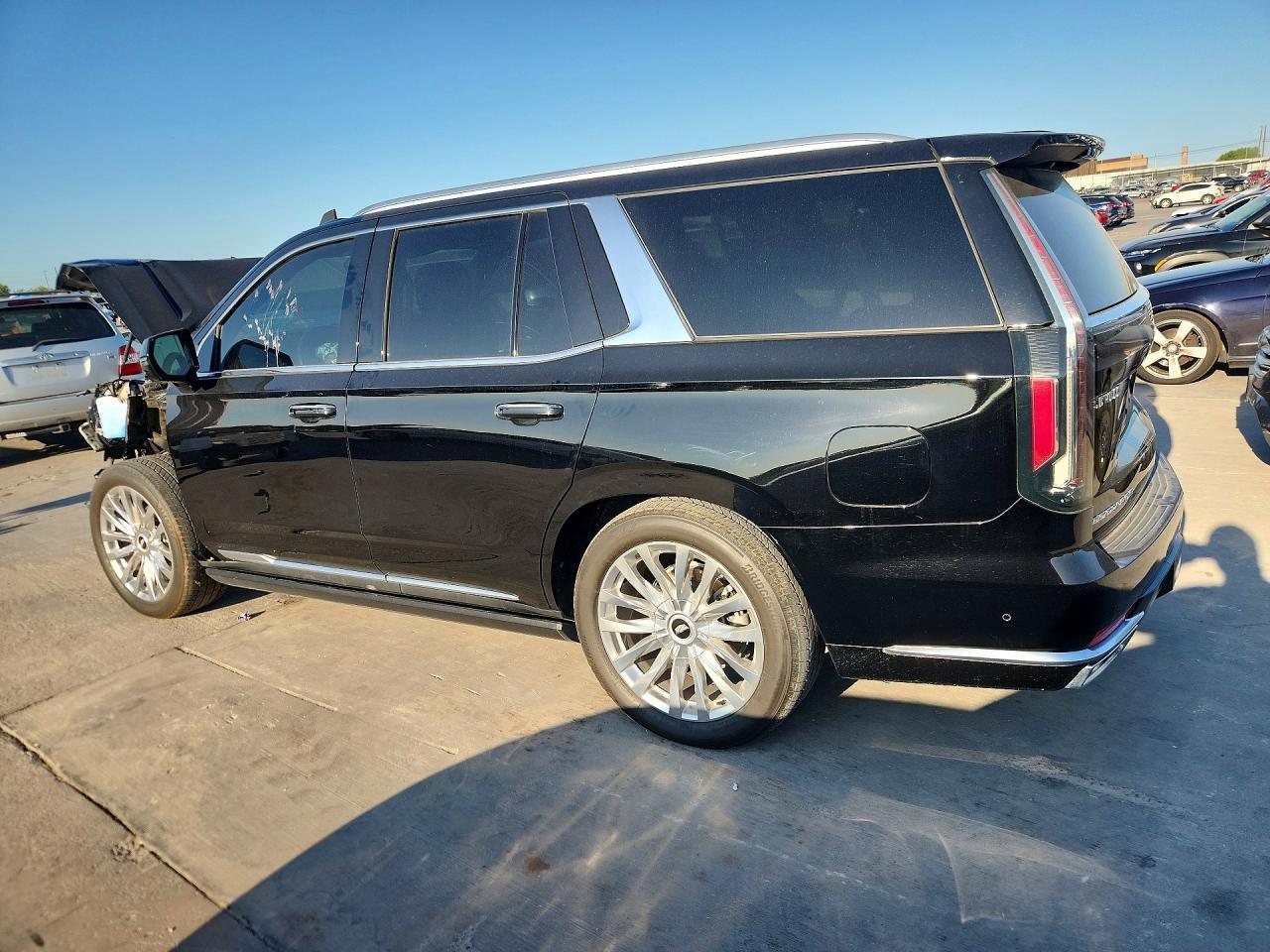 2024 Cadillac Escalade Premium Luxury - zdjęcie 2
