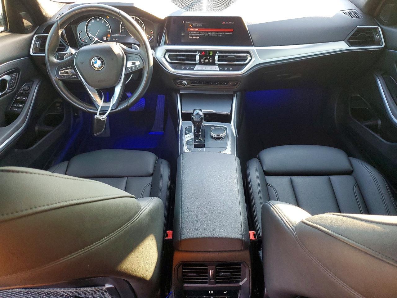 2020 BMW 330I - zdjęcie 8