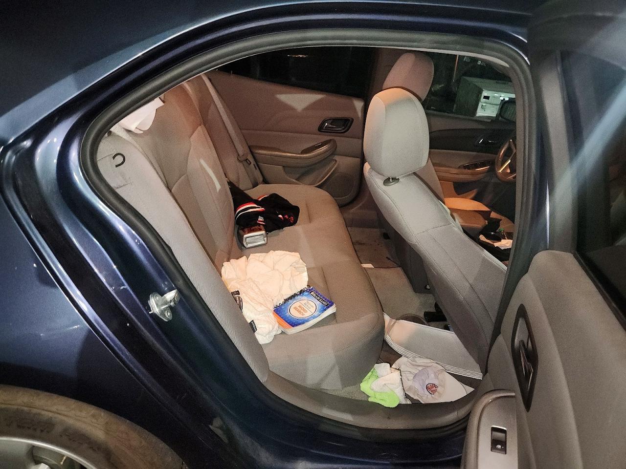 2014 Chevrolet Malibu Ls - zdjęcie 11