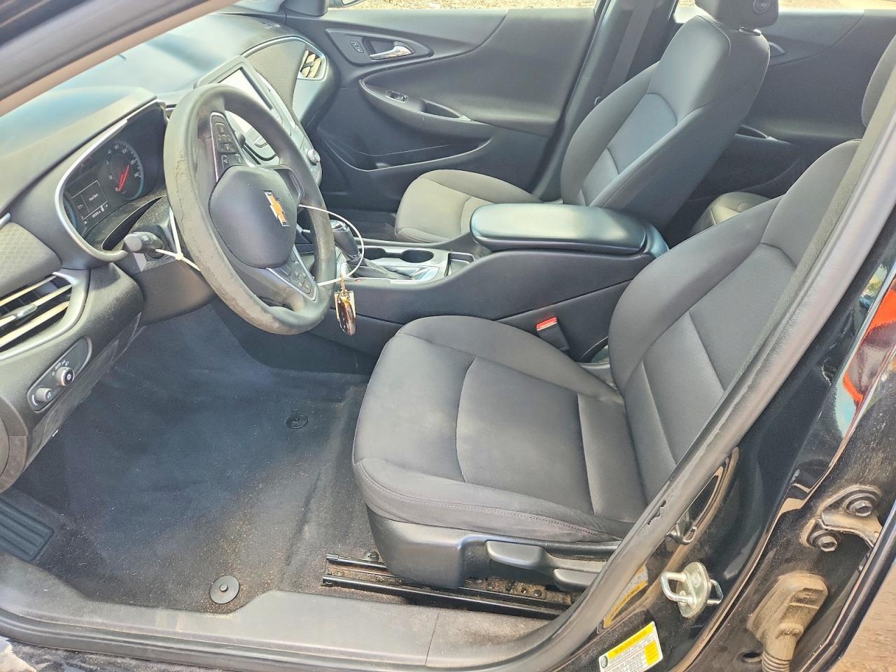 2018 Chevrolet Malibu Ls - zdjęcie 7