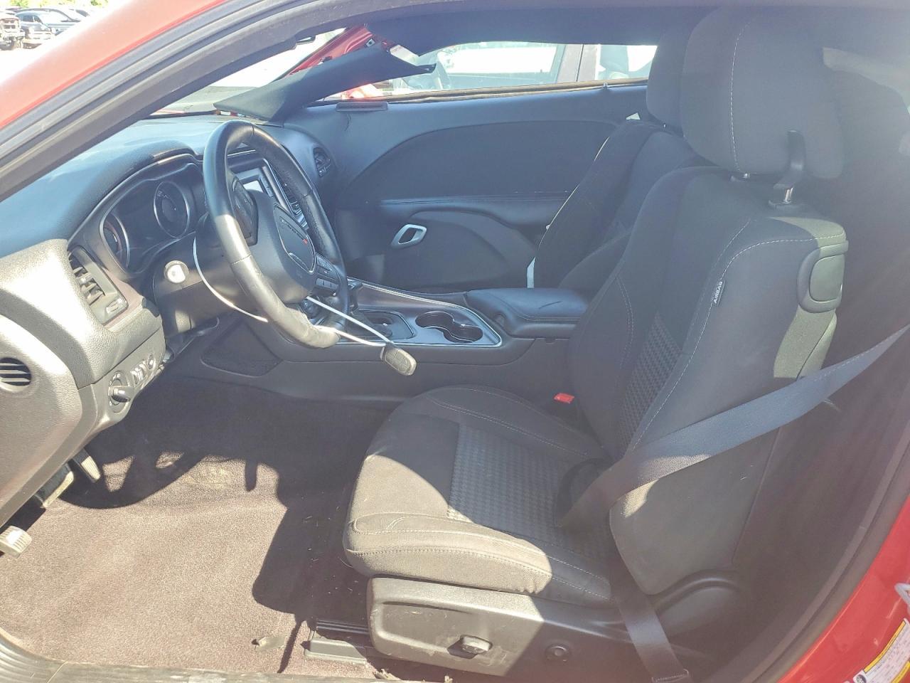 2016 Dodge Challenger Sxt - zdjęcie 7