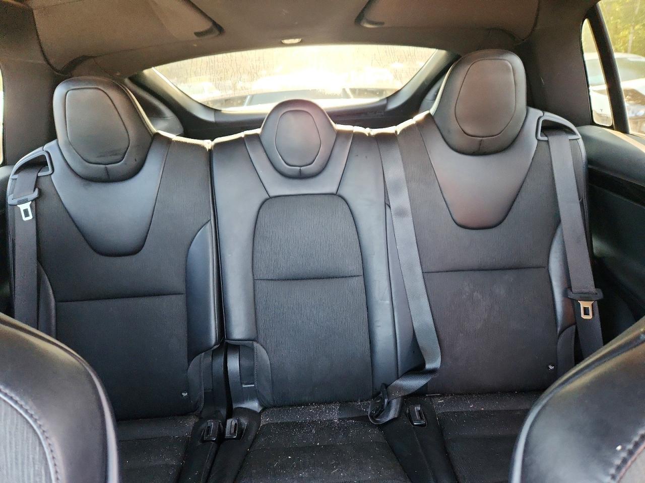 2018 Tesla Model X - zdjęcie 10