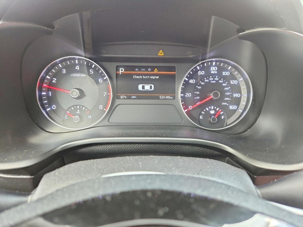 2023 Kia Forte Lxs - zdjęcie 9
