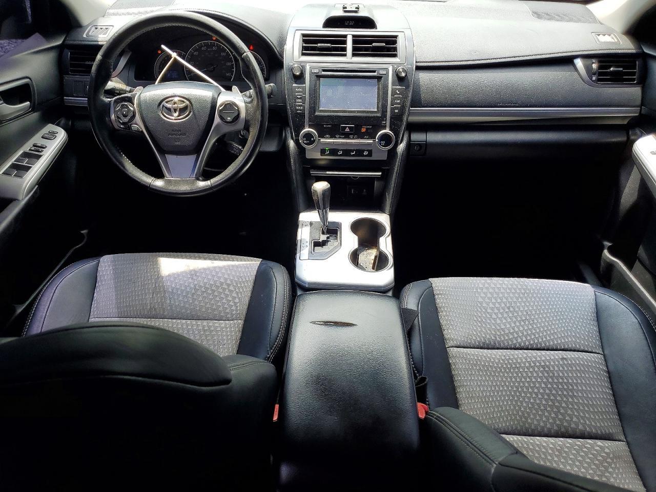 2013 Toyota Camry Se - zdjęcie 8