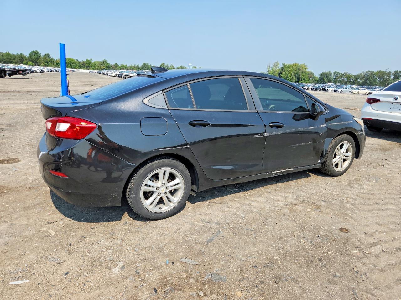 2018 Chevrolet Cruze Ls - zdjęcie 3