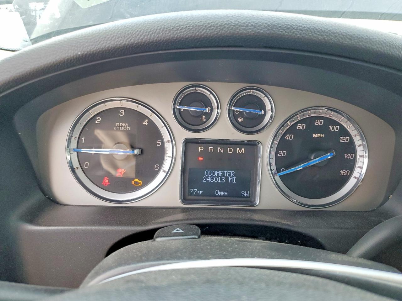 2013 Cadillac Escalade Luxury - zdjęcie 9
