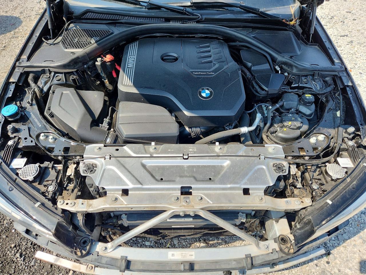 2022 BMW 330Xi - zdjęcie 11