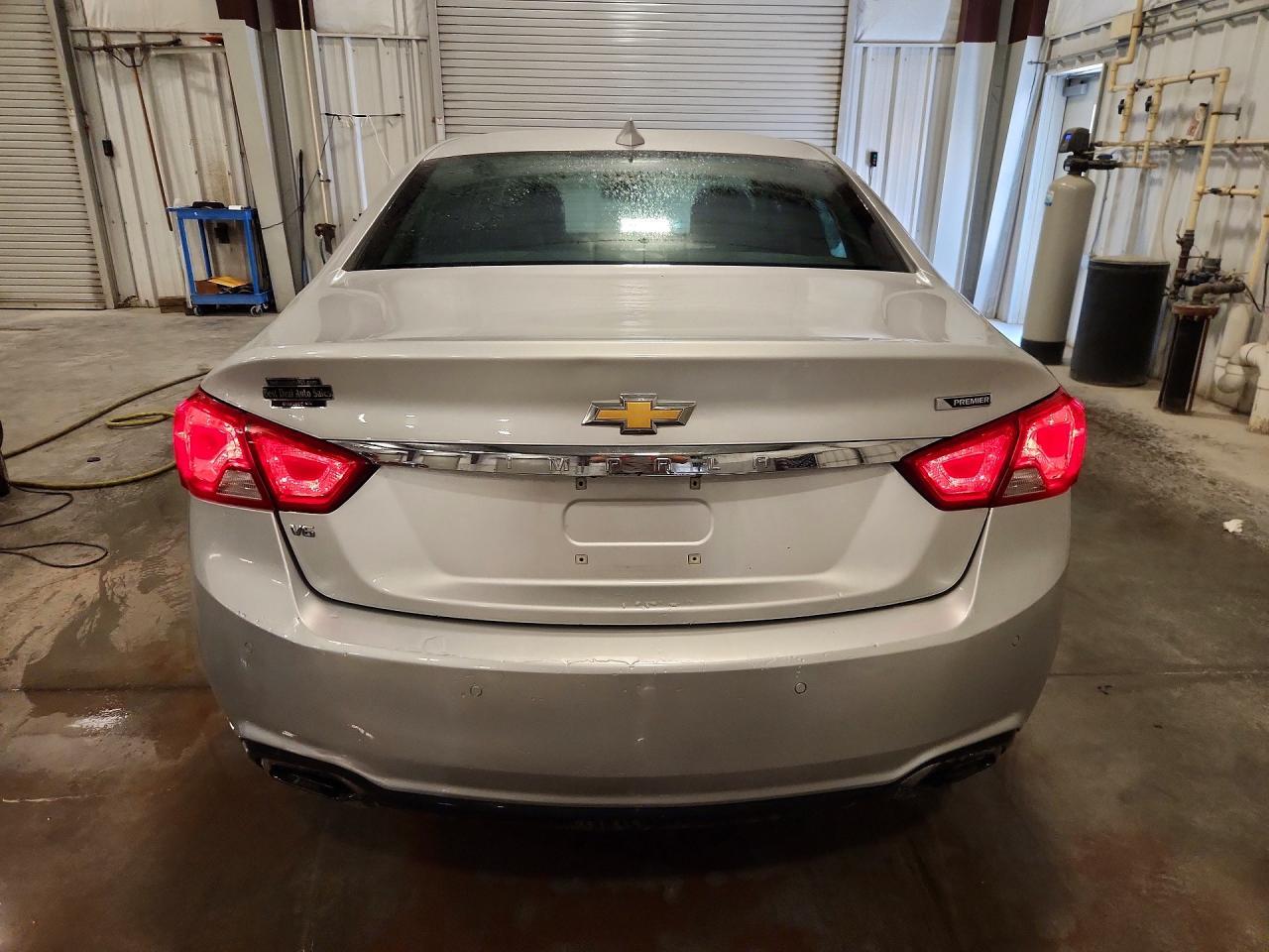 2018 Chevrolet Impala Premier - zdjęcie 6