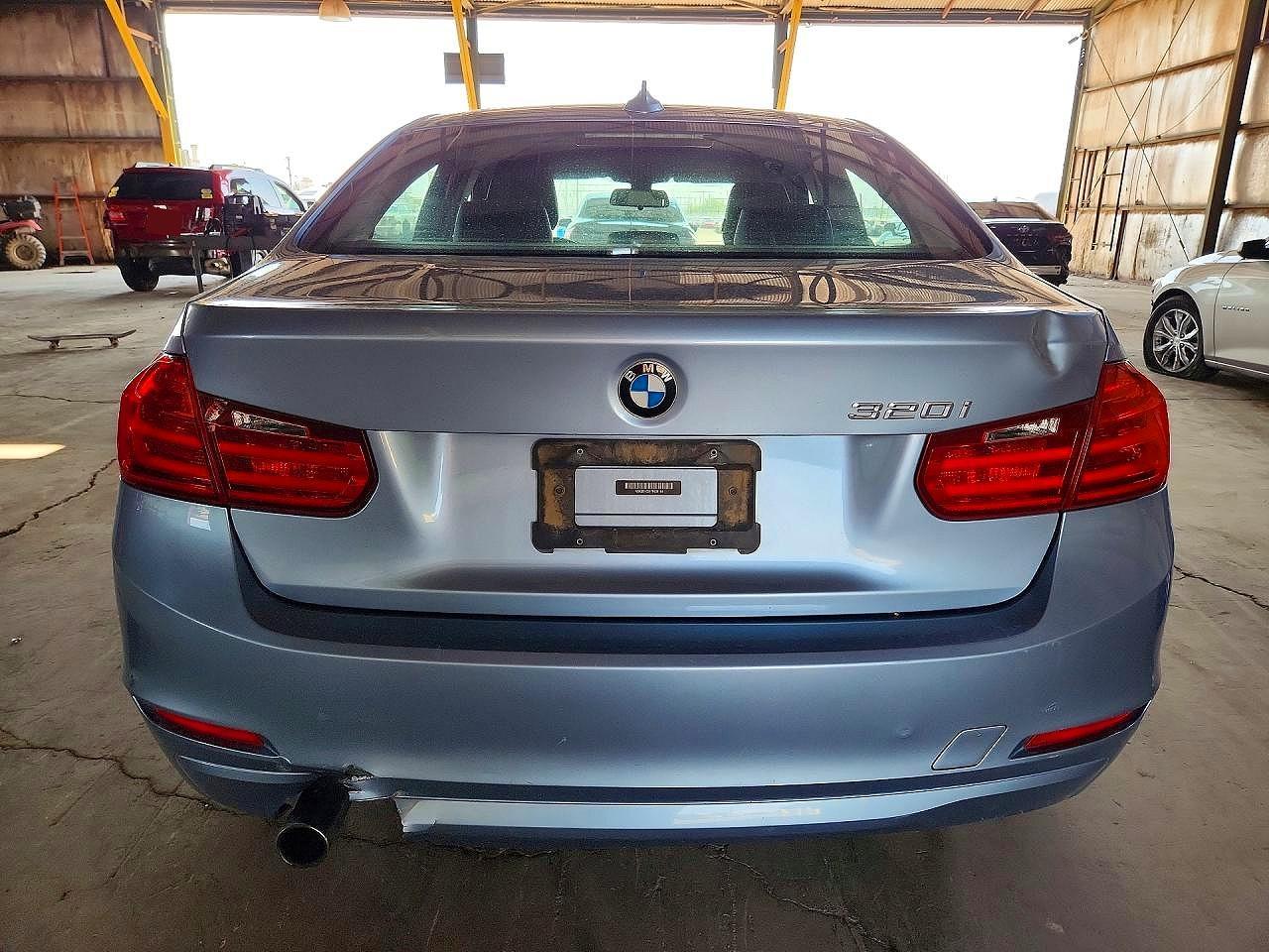 2015 BMW 320 I - zdjęcie 6