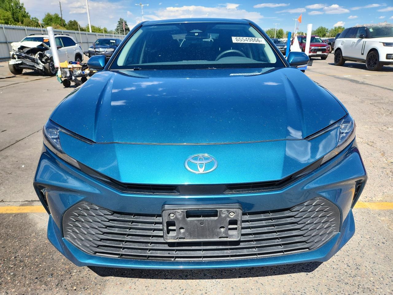 2025 Toyota Camry Le - zdjęcie 5