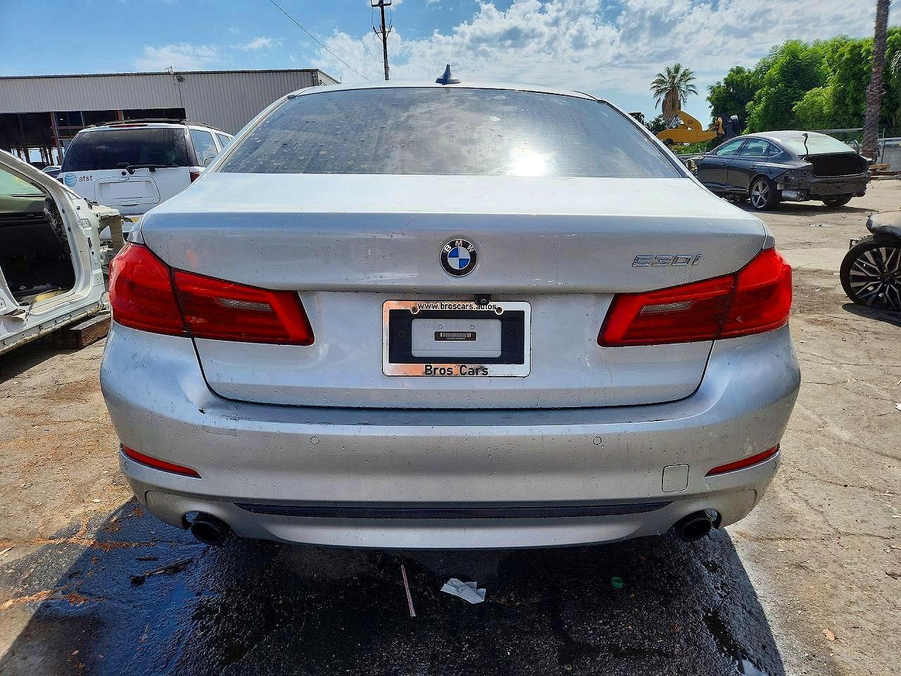 2017 BMW 530 I - zdjęcie 6