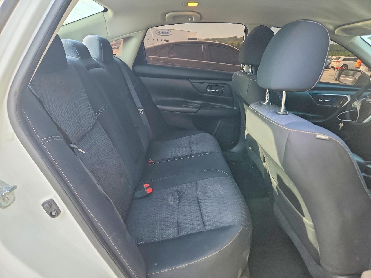 2016 Nissan Altima 2.5 S - zdjęcie 10