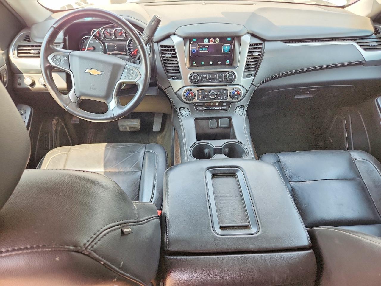 2015 Chevrolet Suburban K1500 Lt - zdjęcie 8