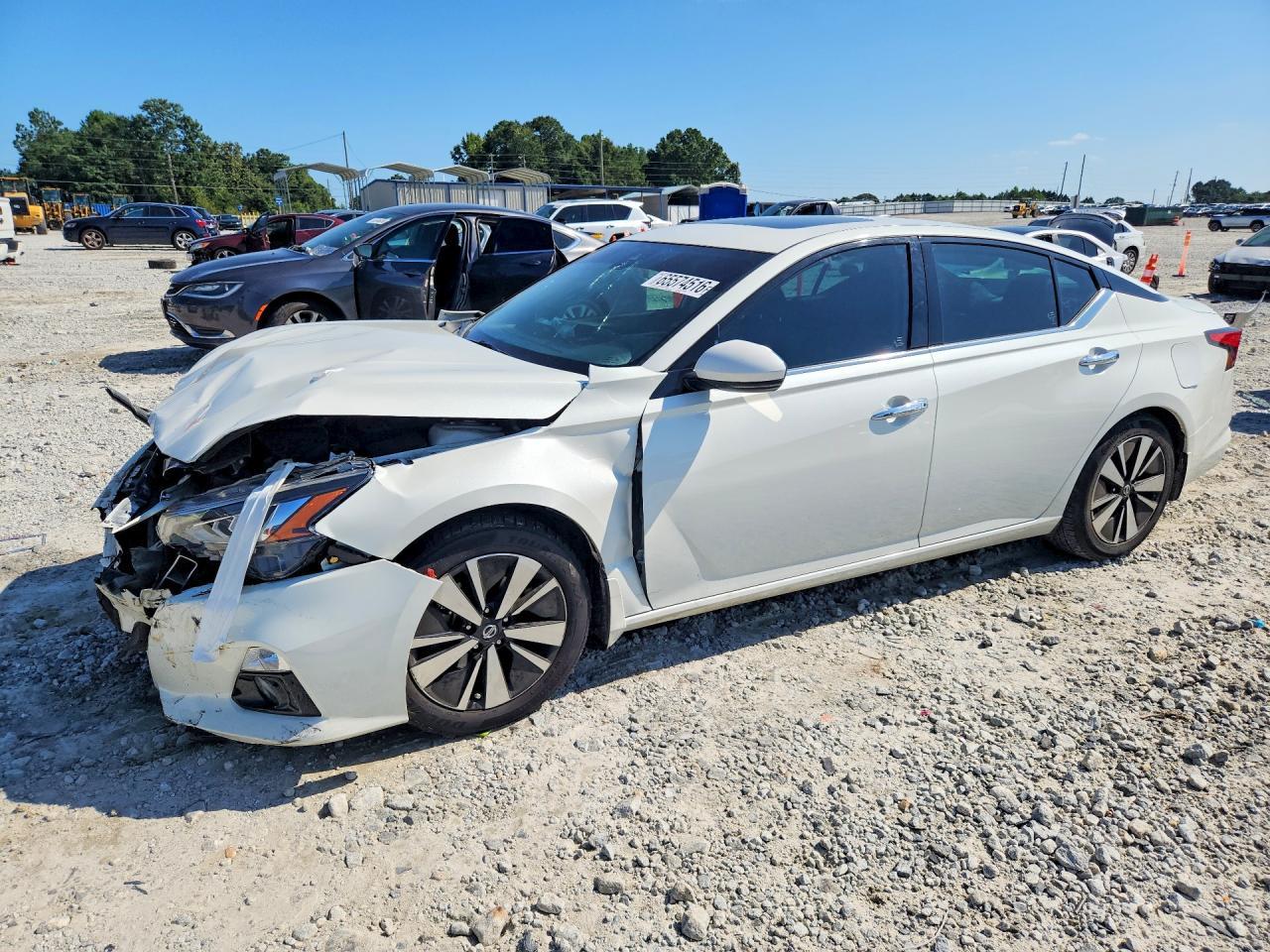 2022 Nissan Altima Sl - zdjęcie główne