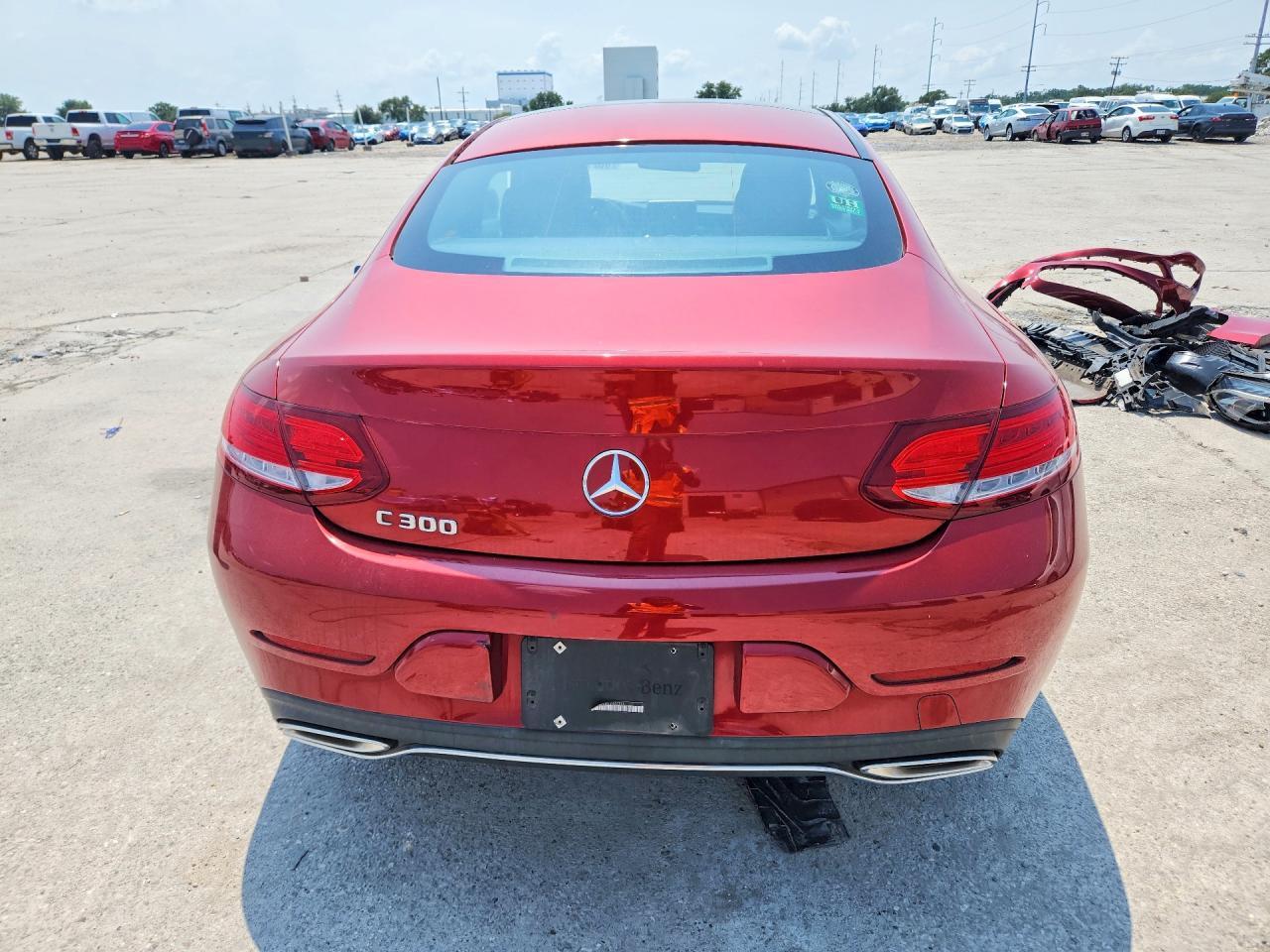 2018 Mercedes-Benz C 300 - zdjęcie 6