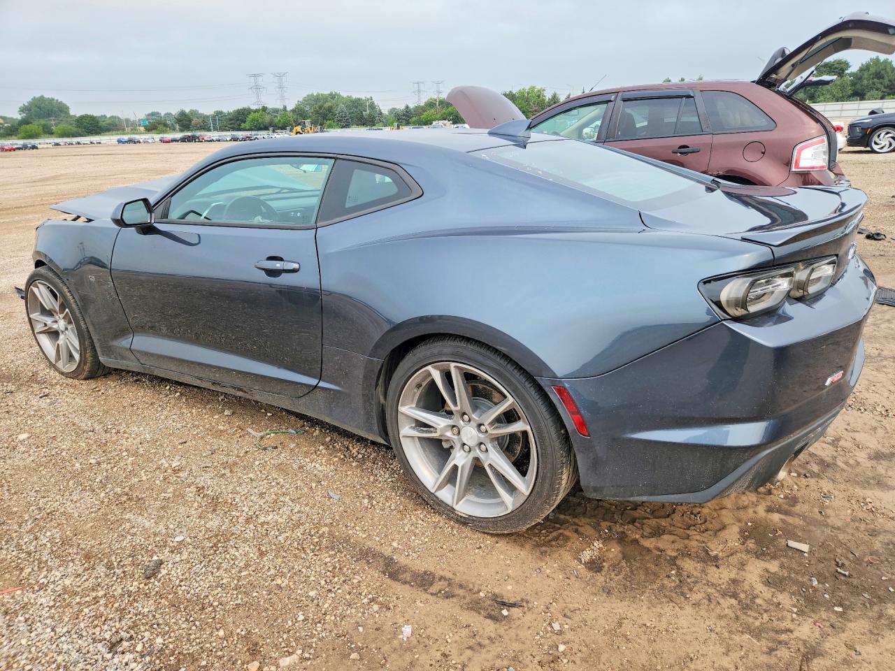2020 Chevrolet Camaro Ls - zdjęcie 2