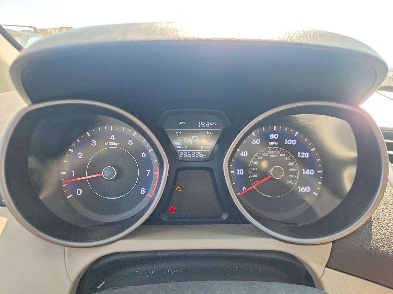 2016 Hyundai Elantra Se - zdjęcie 9