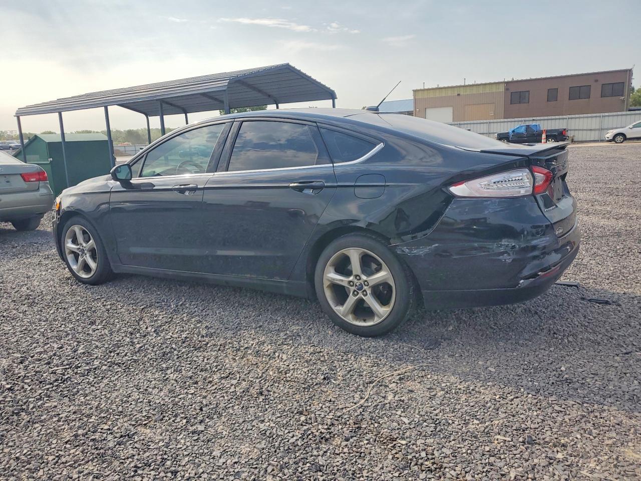 2016 Ford Fusion S - zdjęcie 2