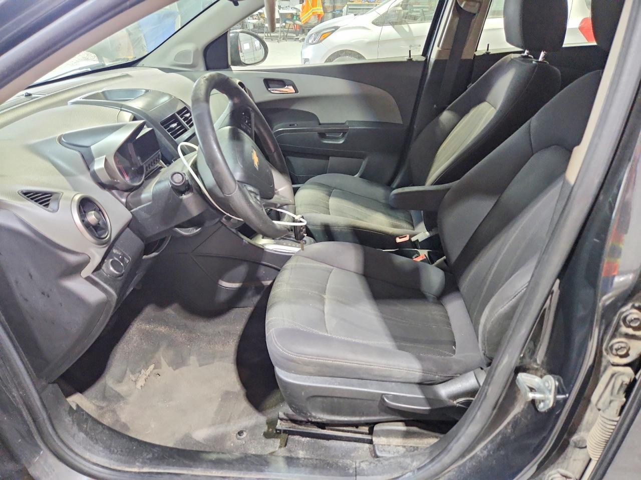 2014 Chevrolet Sonic Lt - zdjęcie 7