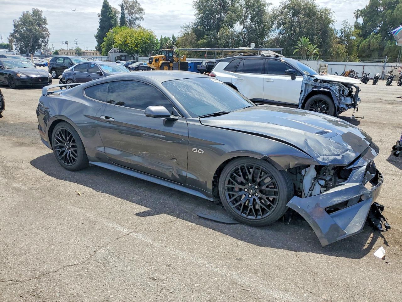 2020 Ford Mustang Gt - zdjęcie 4