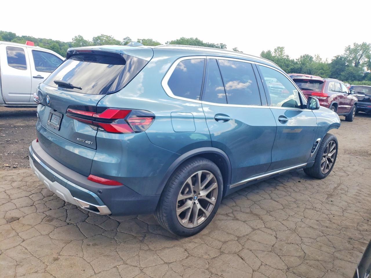 2025 BMW X5 xDrive40I - zdjęcie 3