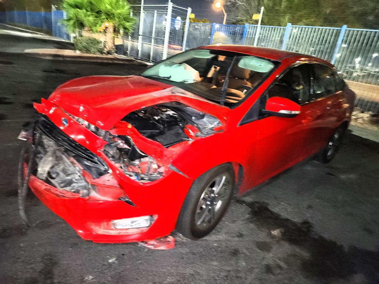 2016 Ford Focus Se - zdjęcie główne