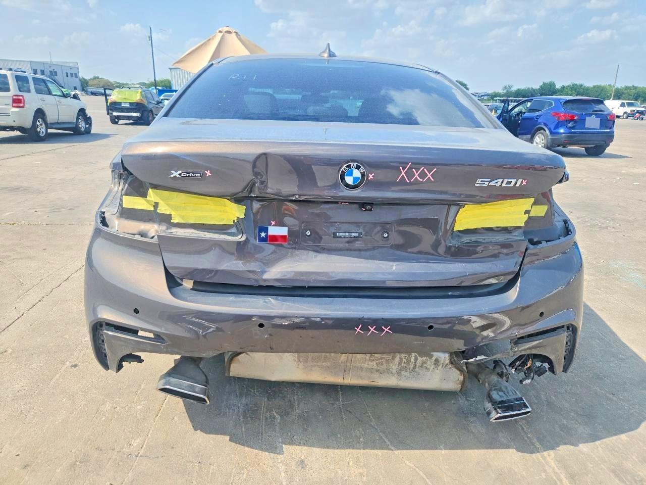 2020 BMW Seria 5 540i - zdjęcie 6