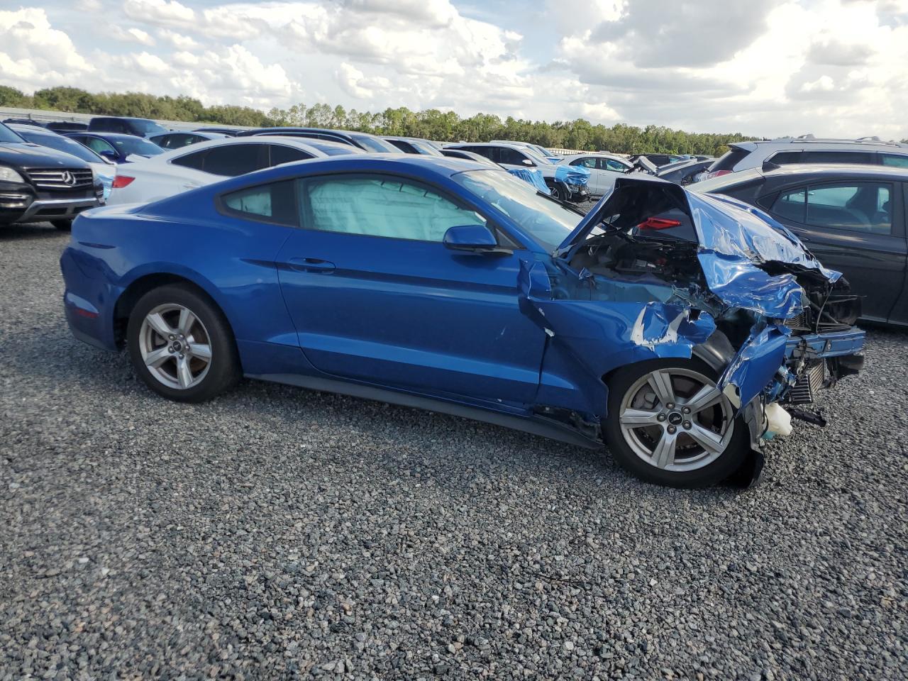 2018 Ford Mustang - zdjęcie 4