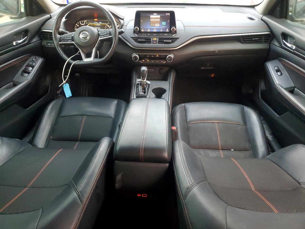 2020 Nissan Altima Sr - zdjęcie 8