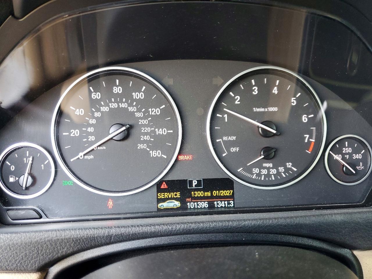 2016 BMW 320 I - zdjęcie 9