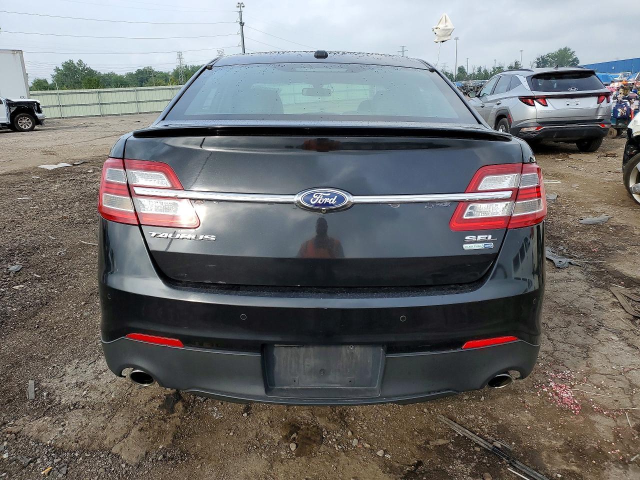 2015 Ford Taurus Sel - zdjęcie 6