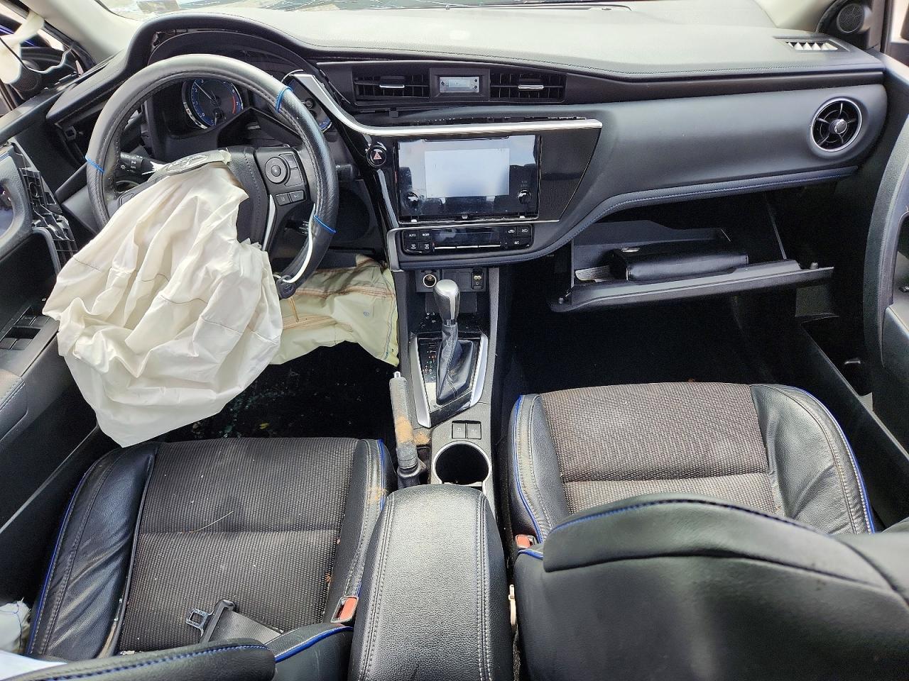2019 Toyota Corolla Se - zdjęcie 8