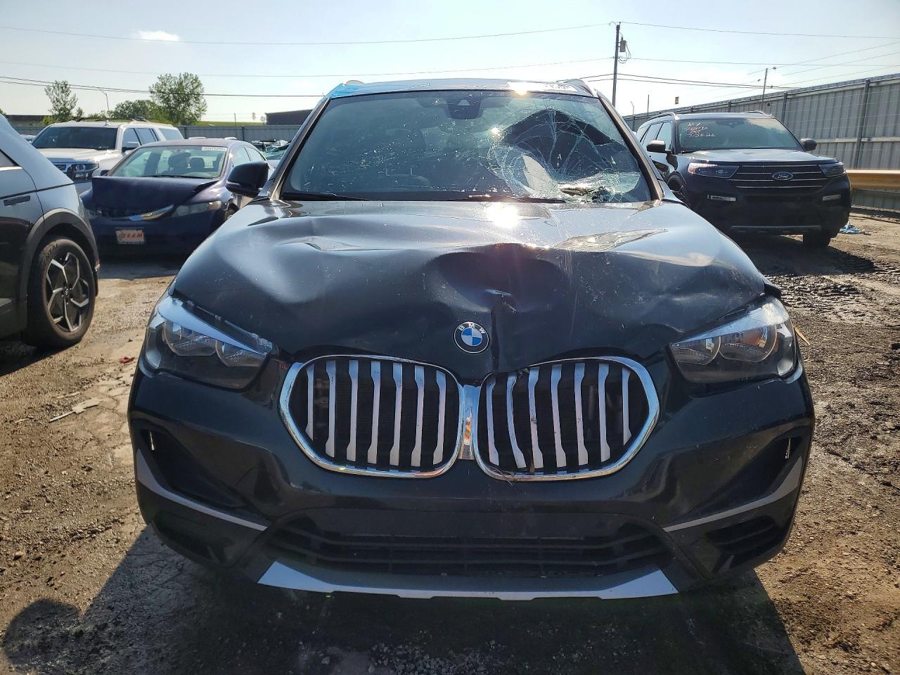 2021 BMW X1 xDrive28I - zdjęcie 5