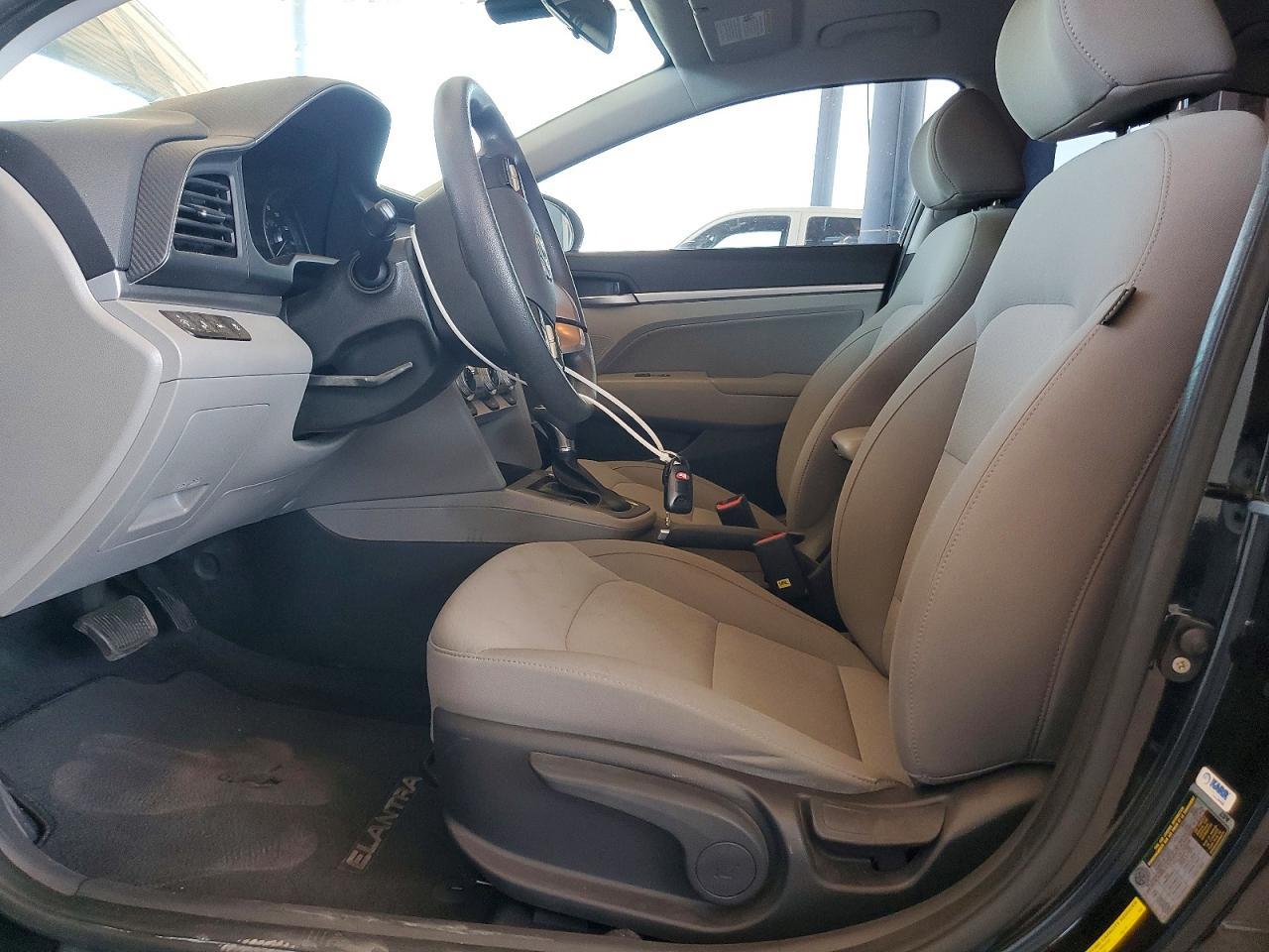 2019 Hyundai Elantra Sel - zdjęcie 7